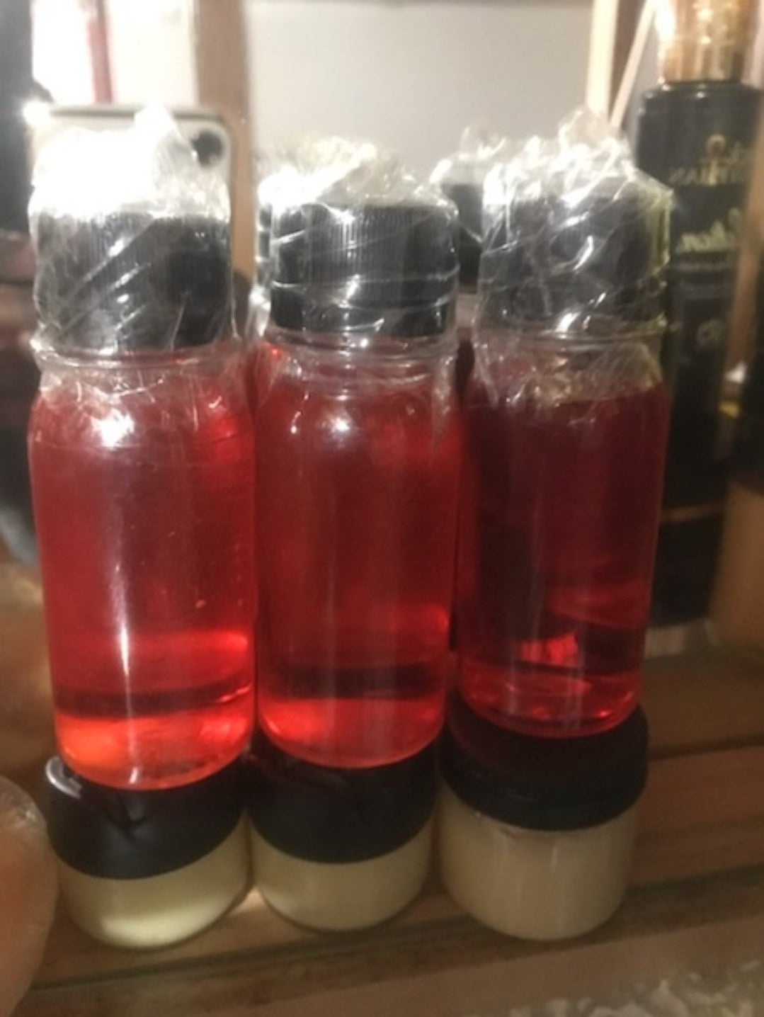 1 set flash kinto( 1 serum and 1 cream)