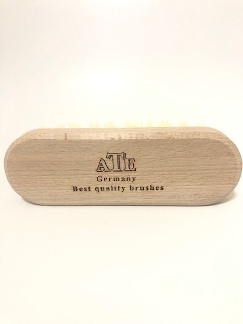 Brush for feet