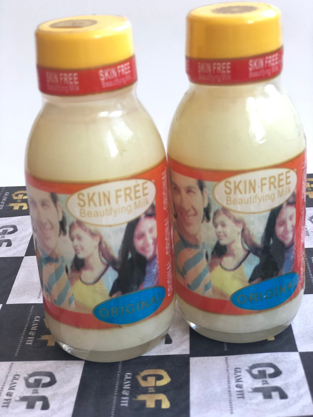 Skin free beautifying milk 1 bottle